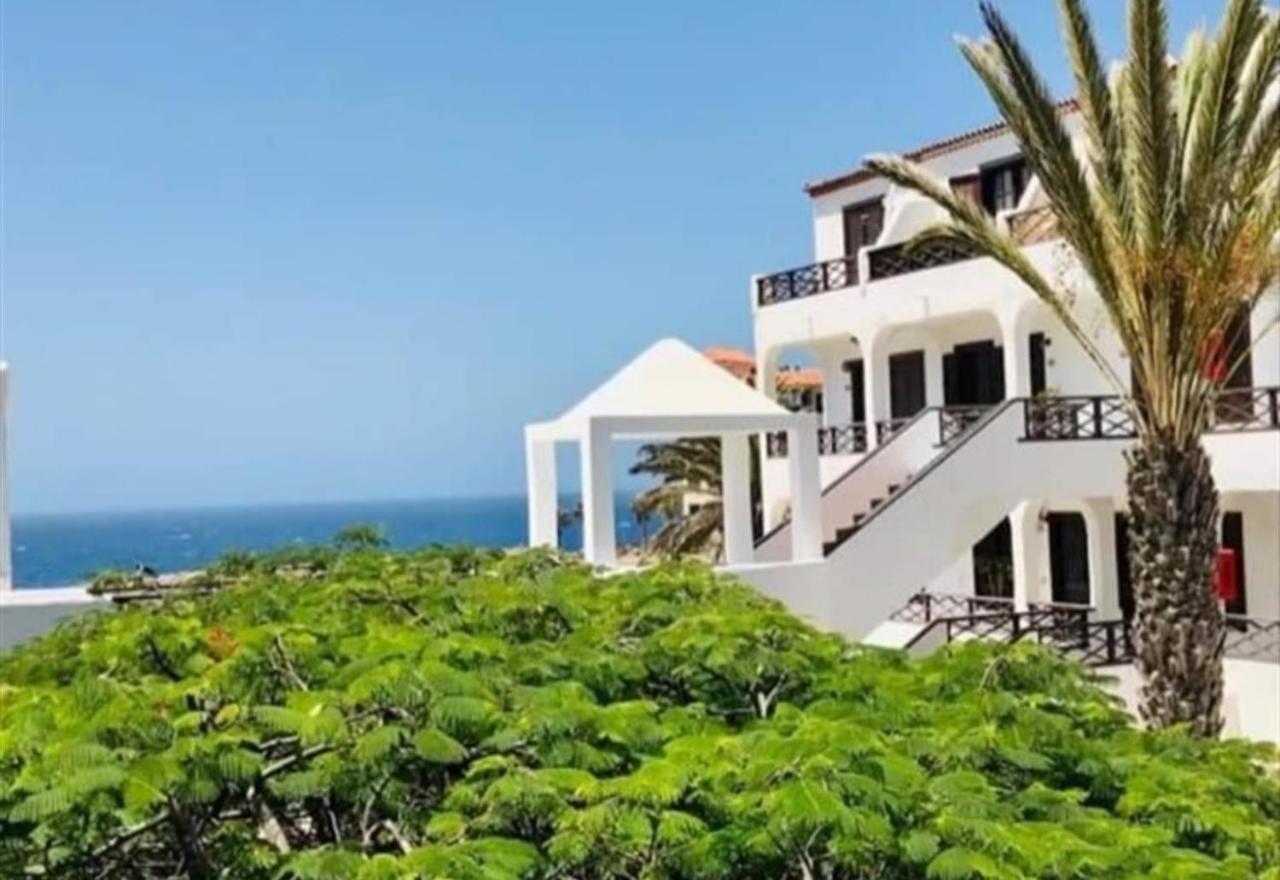 Apartment With Beautiful Ocean View Costa Del Silencio Exterior photo